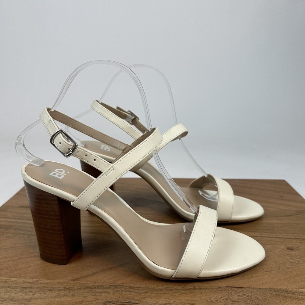 New Womens‎ BP Lula White Faux Leather Slingback Block Heels Sandals Size 9.5 M
